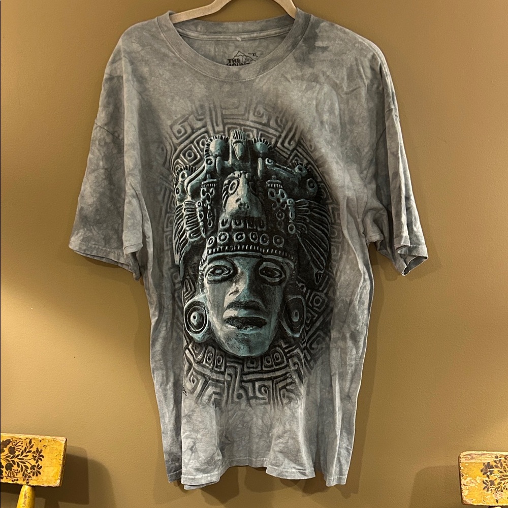 The Mountain Gray Graphic T-Shirt